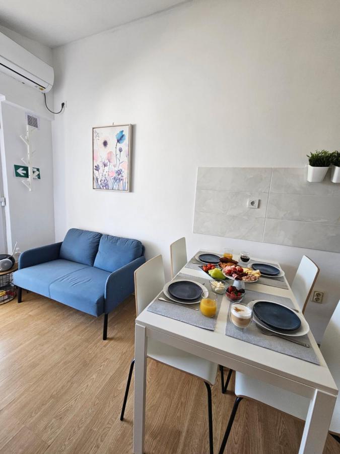 Studio Apartment Pegy Vir Ngoại thất bức ảnh
