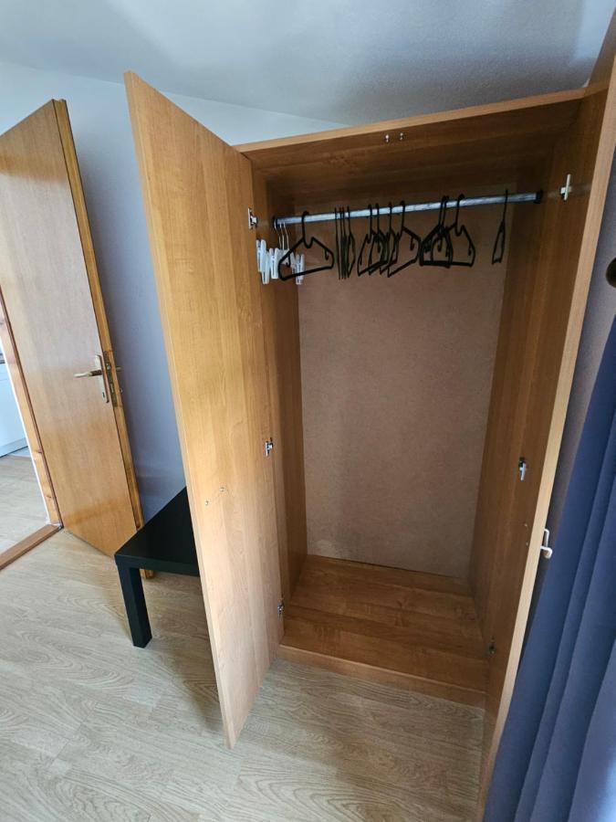 Studio Apartment Pegy Vir Ngoại thất bức ảnh