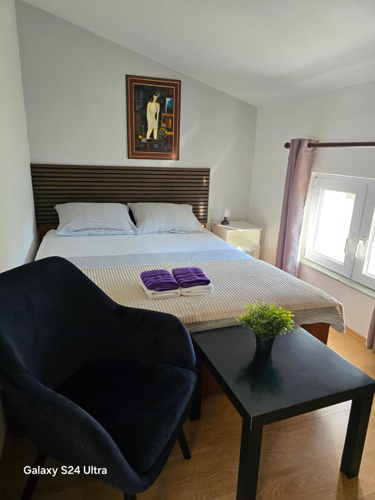 Studio Apartment Pegy Vir Ngoại thất bức ảnh